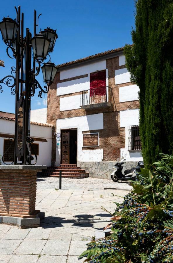 La Casona De La Luz Hostel Guadix Buitenkant foto
