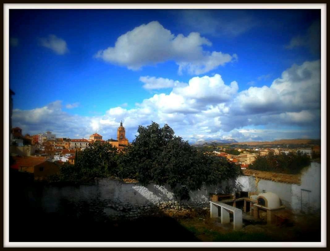 La Casona De La Luz Hostel Guadix Buitenkant foto